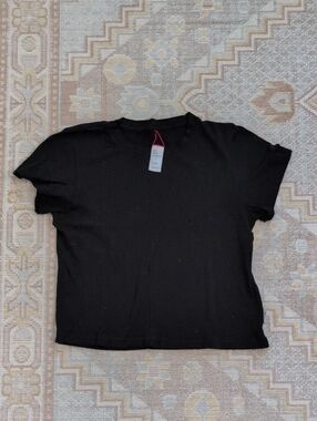 Le Bon Shoppe Noel Tee in True Black